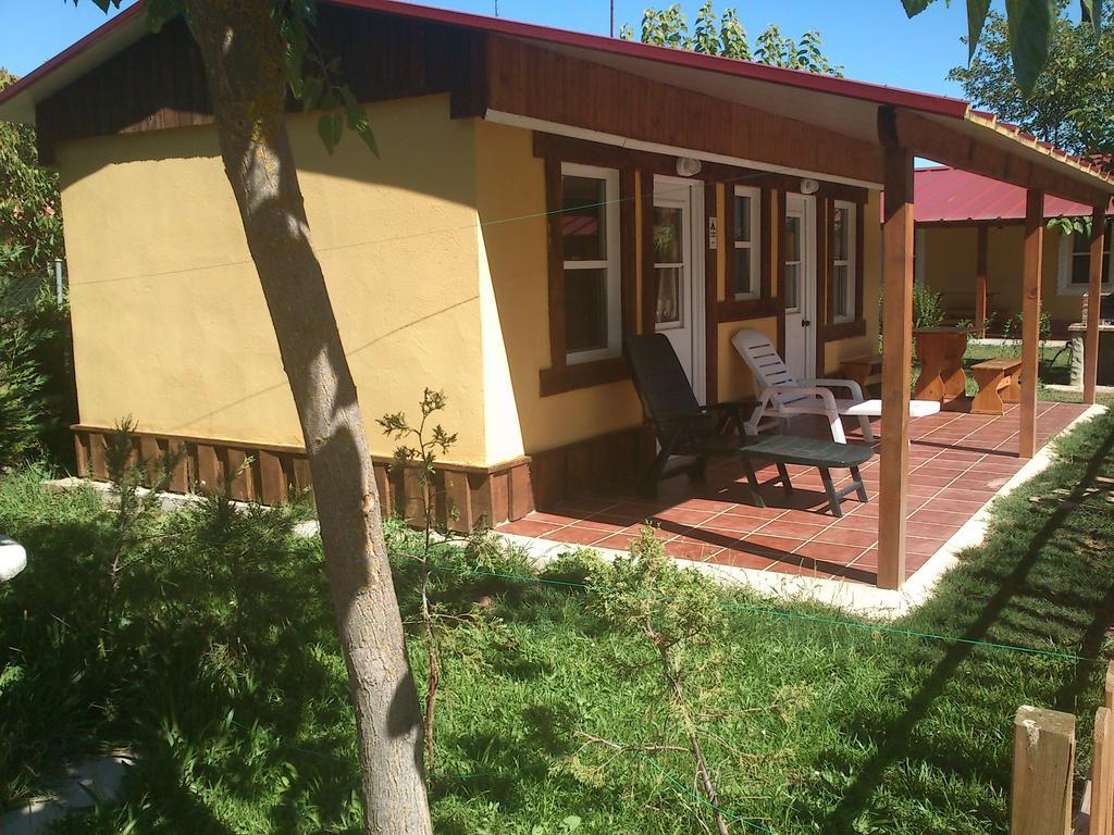 Camping Cubillas Cubillas de Santa Marta Cameră foto
